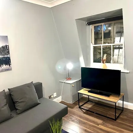 Cozy Corner Retreat Apartment London Exterior photo